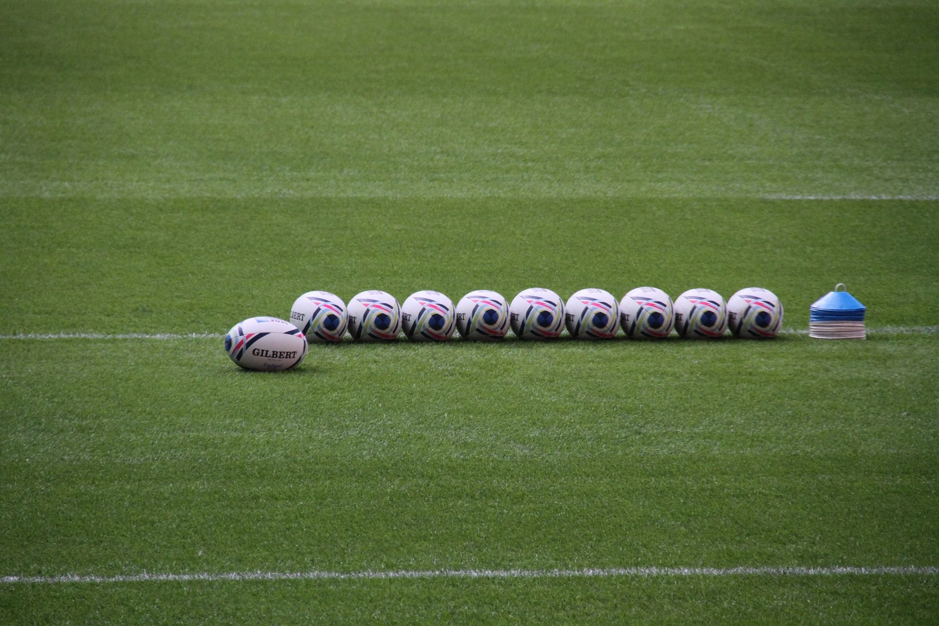 Rugby Balls Reviewed - SportsBallStu