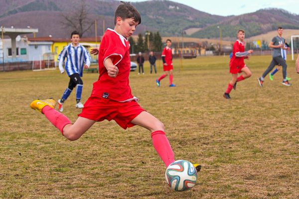 What Is The Best Size Football For Me?